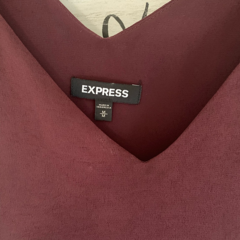 Express Top - Picture 2 of 2